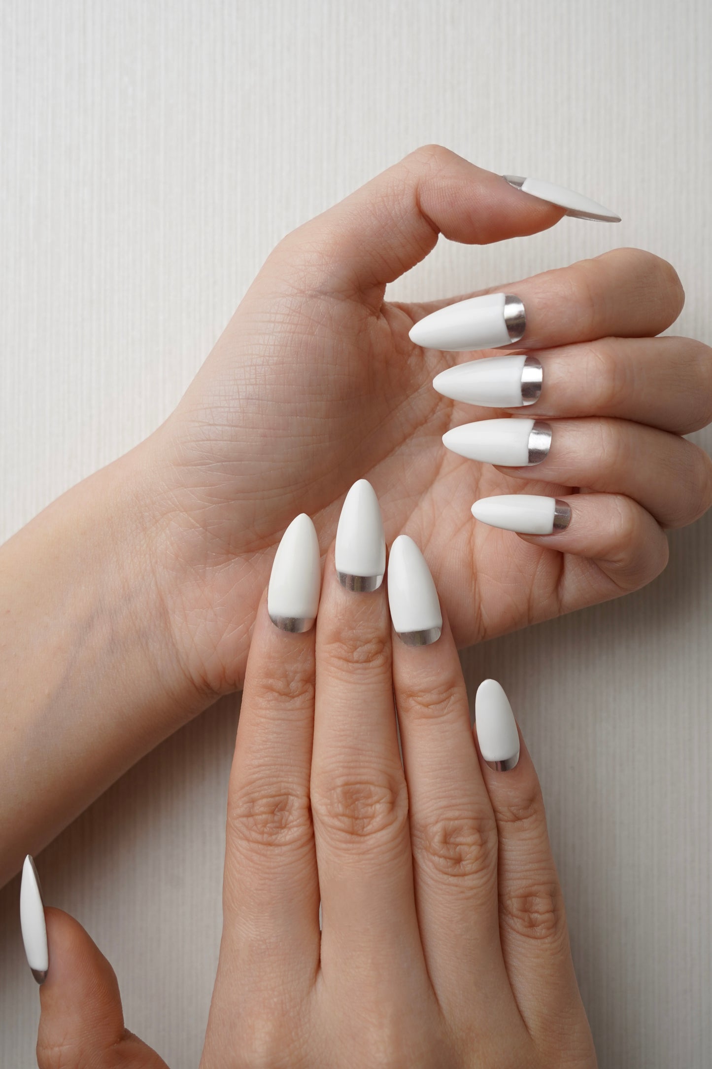 SLIVER GLIDE (WHITE) - My Store