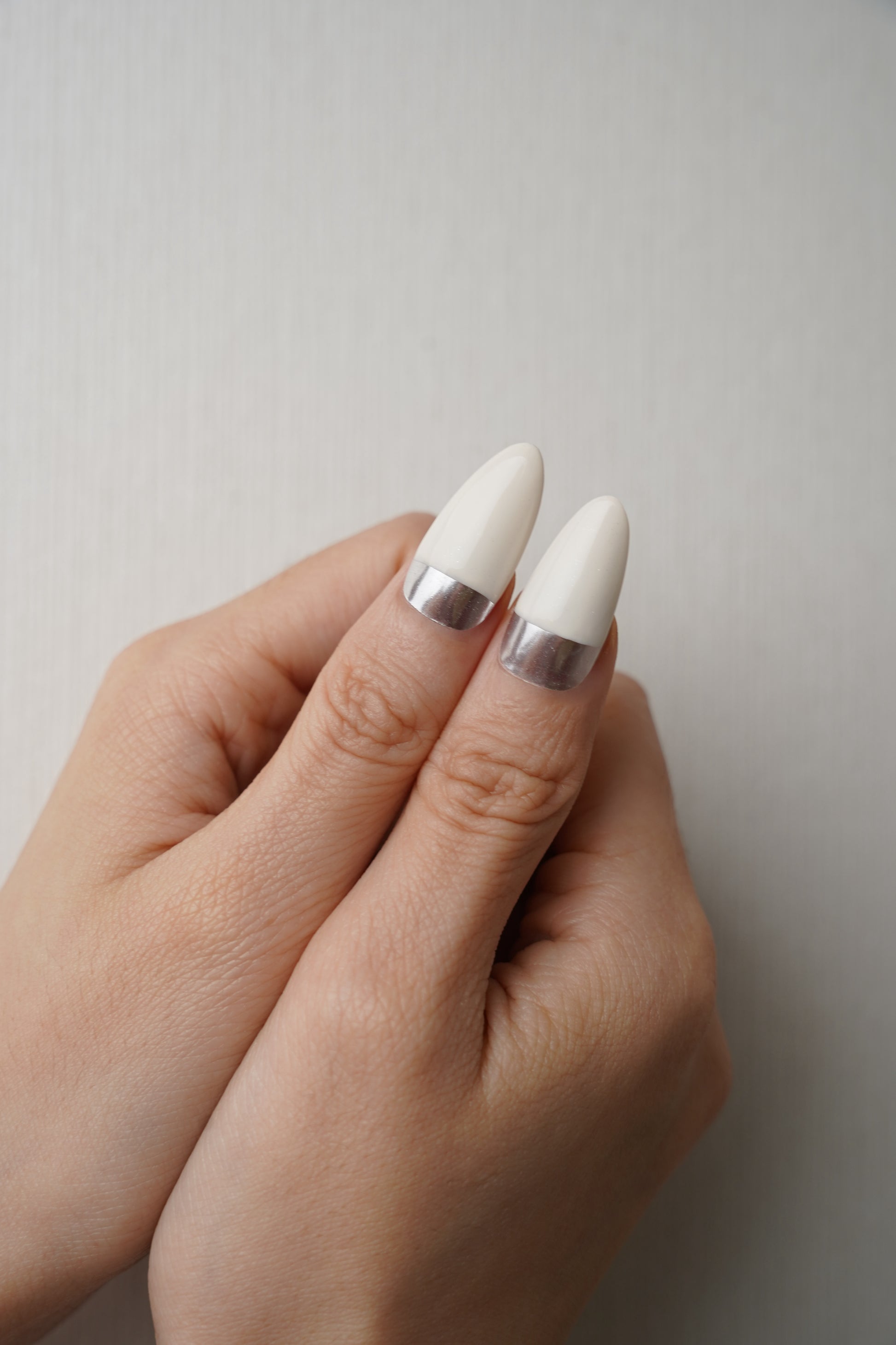 SLIVER GLIDE（CREAMY WHITE) - My Store